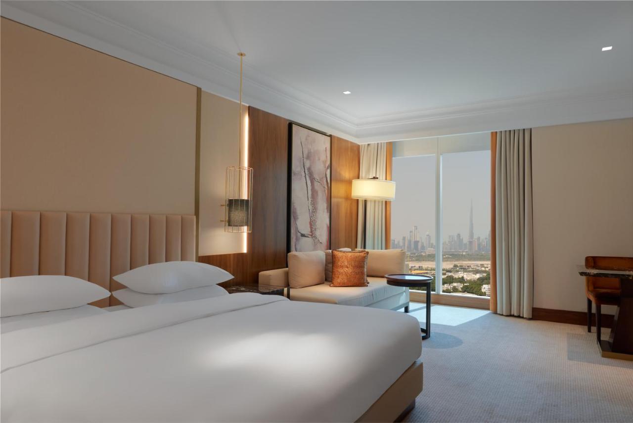 Skyline Zimmer – Silvester-Erlebnis mit obligatorischem Galadinner für 1600 AED pro Erwachsenem und 800 AED pro Kind