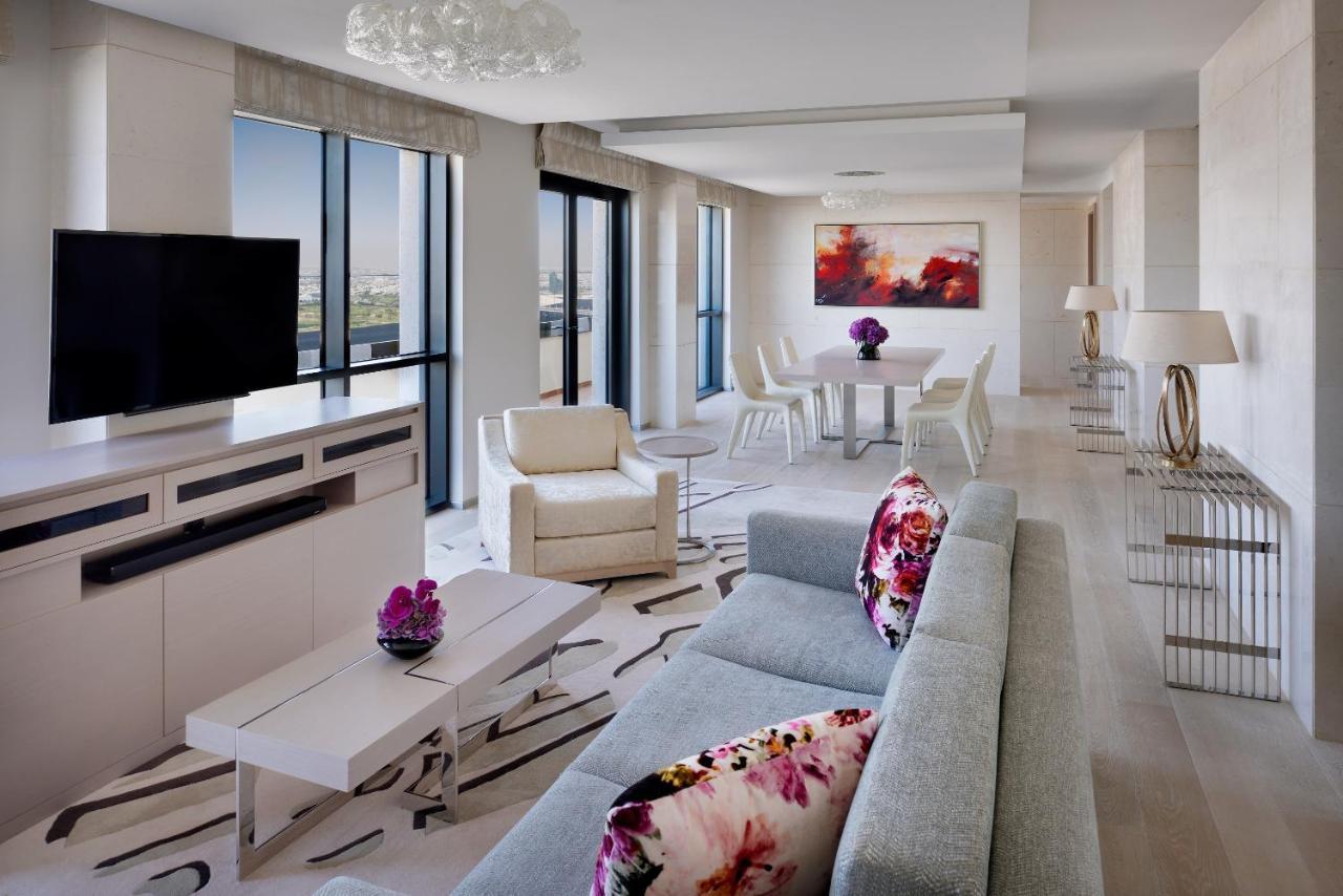 Royal Penthouse Suite