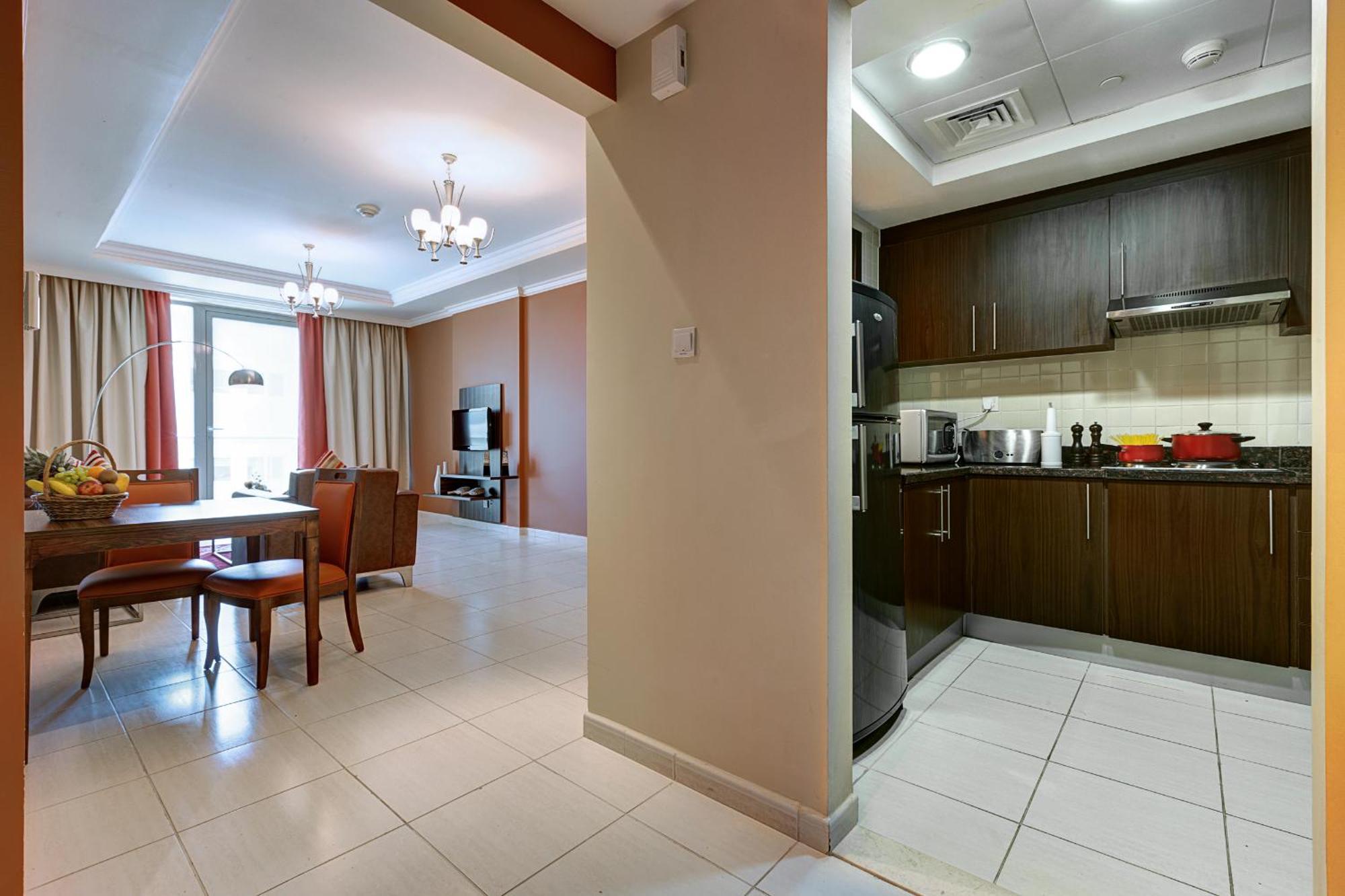 Apartament typu Deluxe z 2 sypialniami i balkonem