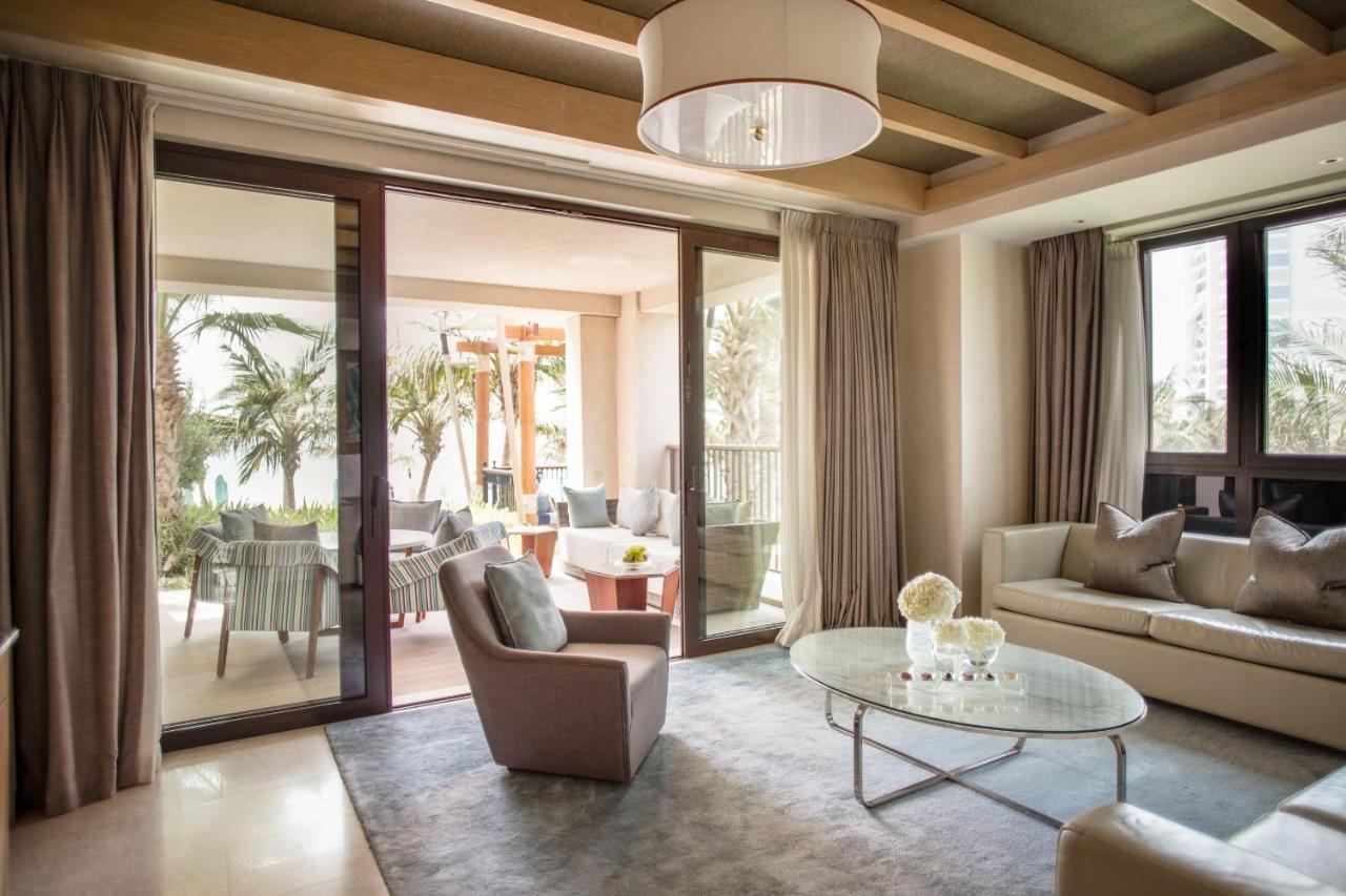 Suite mit Meerblick auf den Golf – Suite-Vorteile & Beach Club