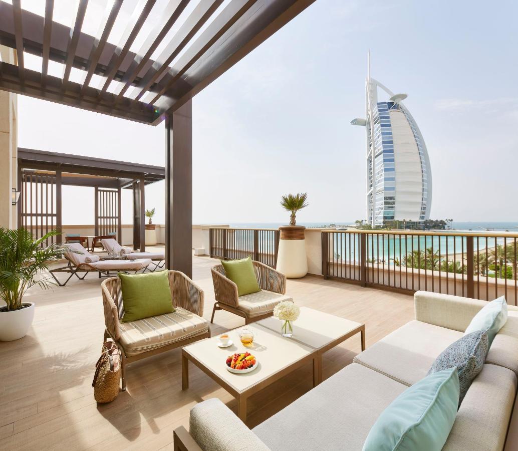 Suite mit Blick auf den Burj – mit Flughafentransfers, Suite-Vorteilen und Zugang zum Strandclub