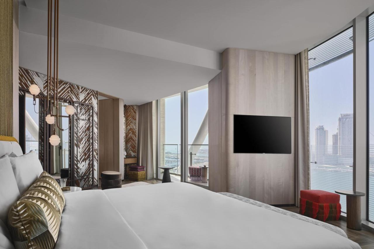 Deluxe Suite mit Kingsize-Bett, Meerblick und Balkon