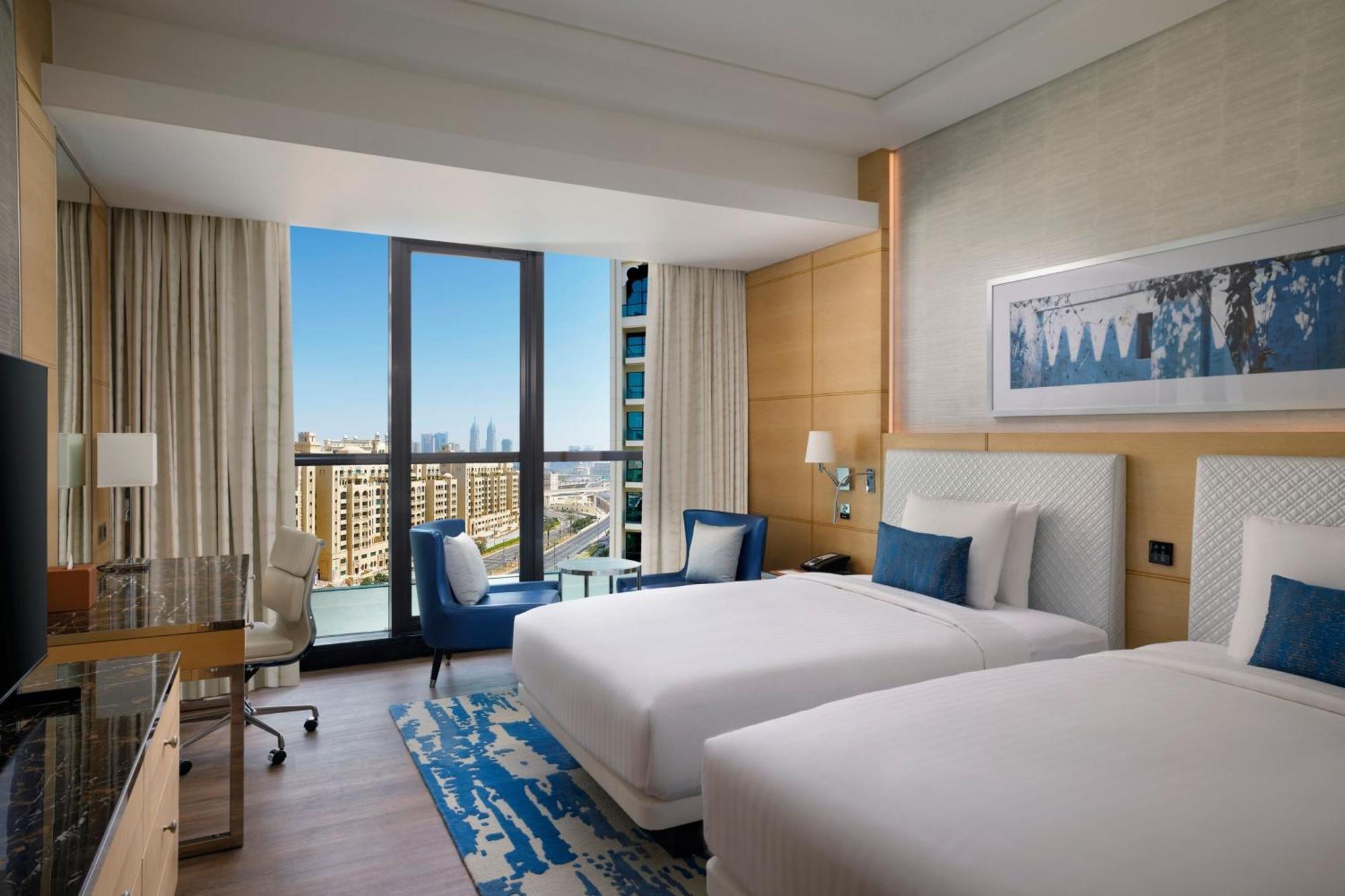 Palm Deluxe Zimmer, 2 Doppelbetten, eigener Balkon, Meerseite im Resort