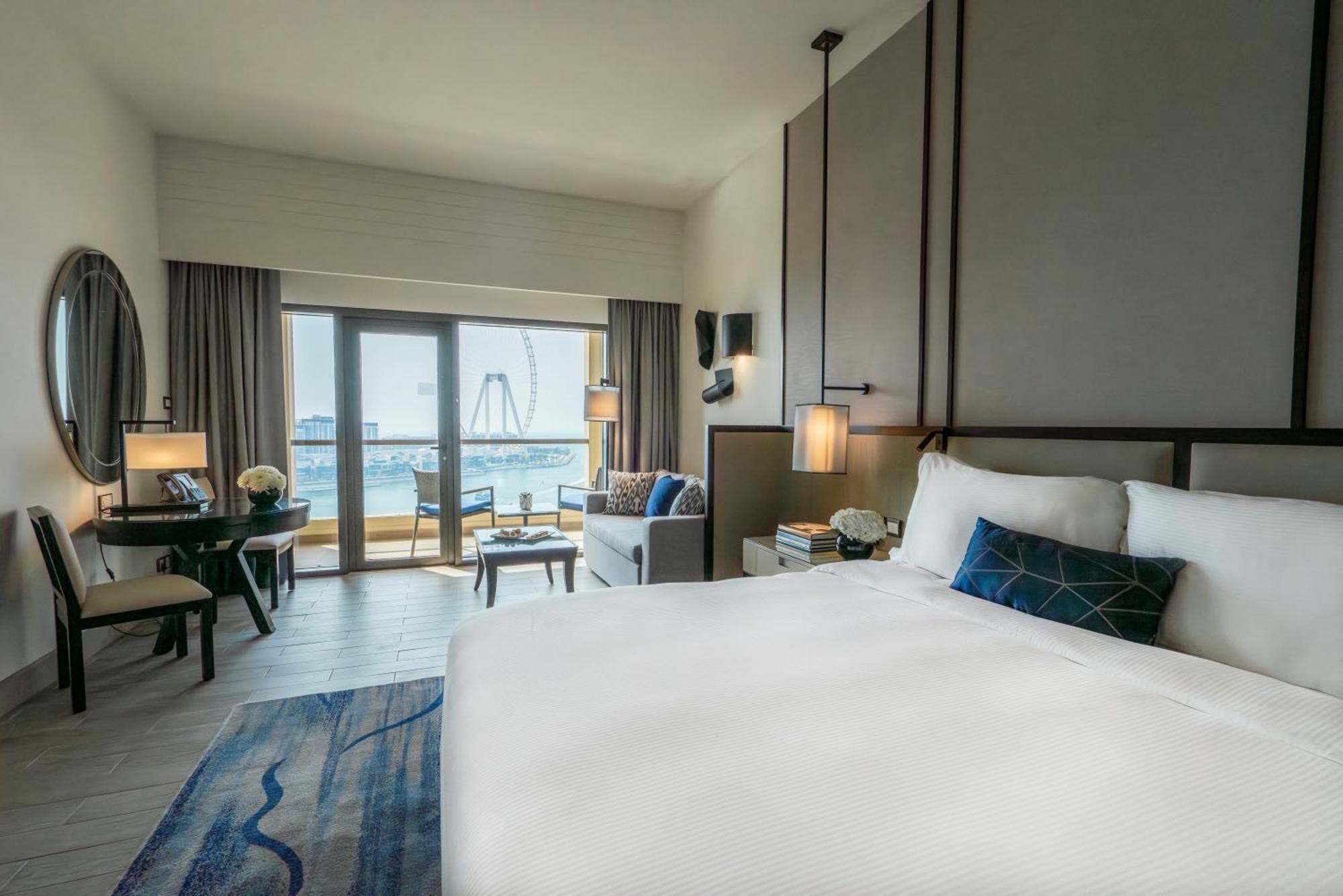 Camera Ain Dubai con Letto King-Size, Vista Mare e Balcone