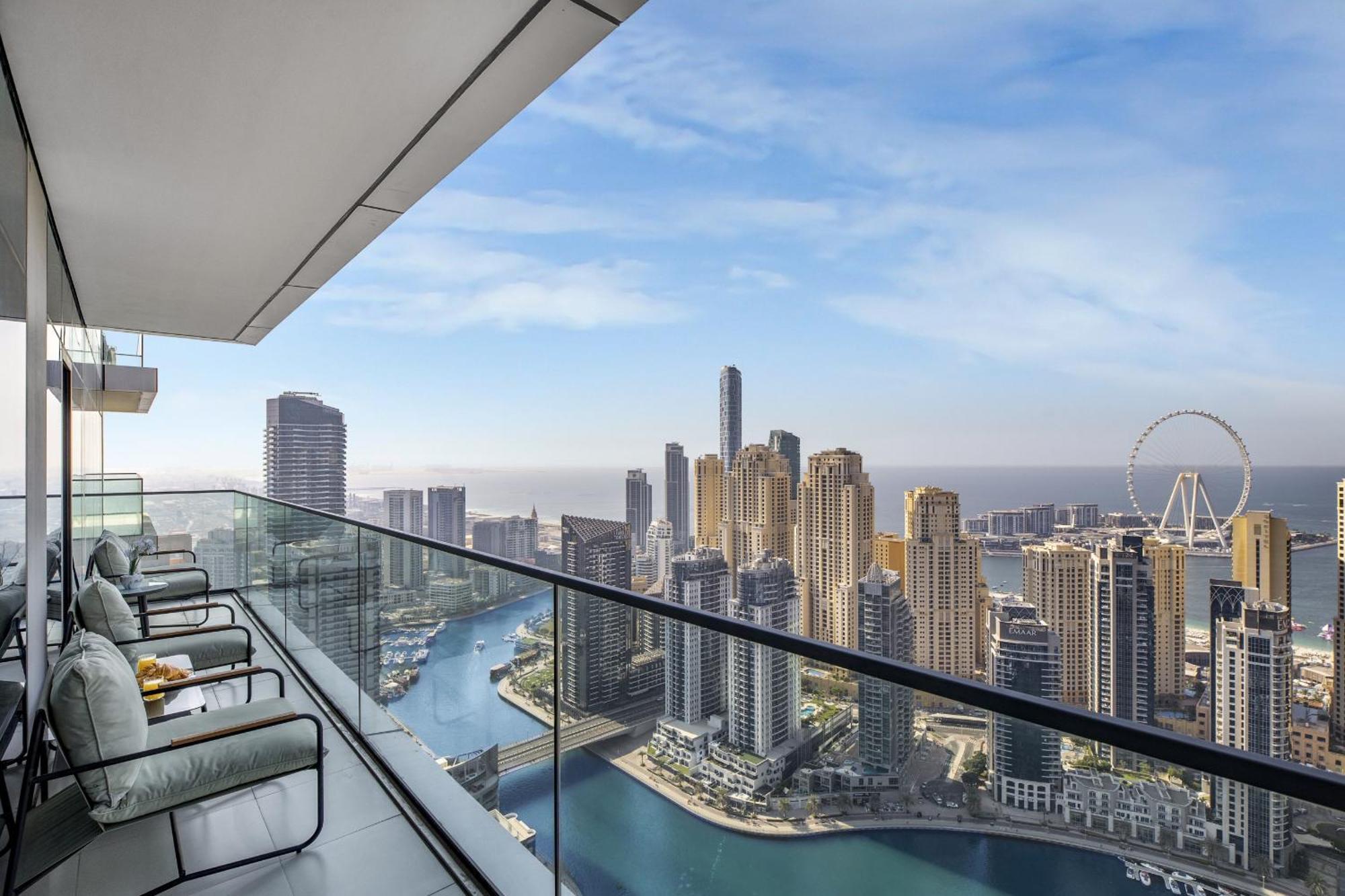 Three-Bedroom Apartment with Marina View