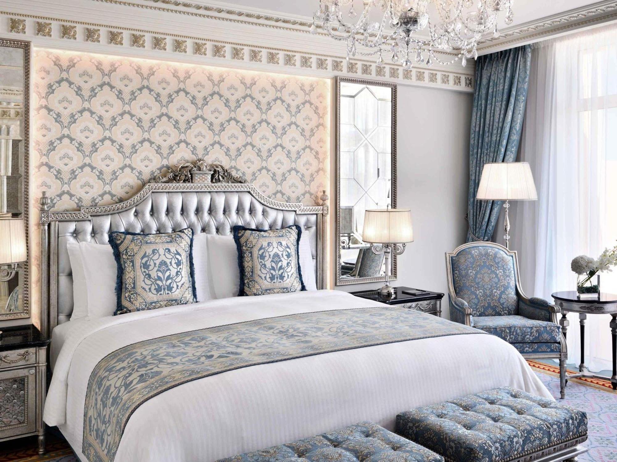 Signature Suite mit Balkon, Blick auf The Palm und Zugang zur Lounge