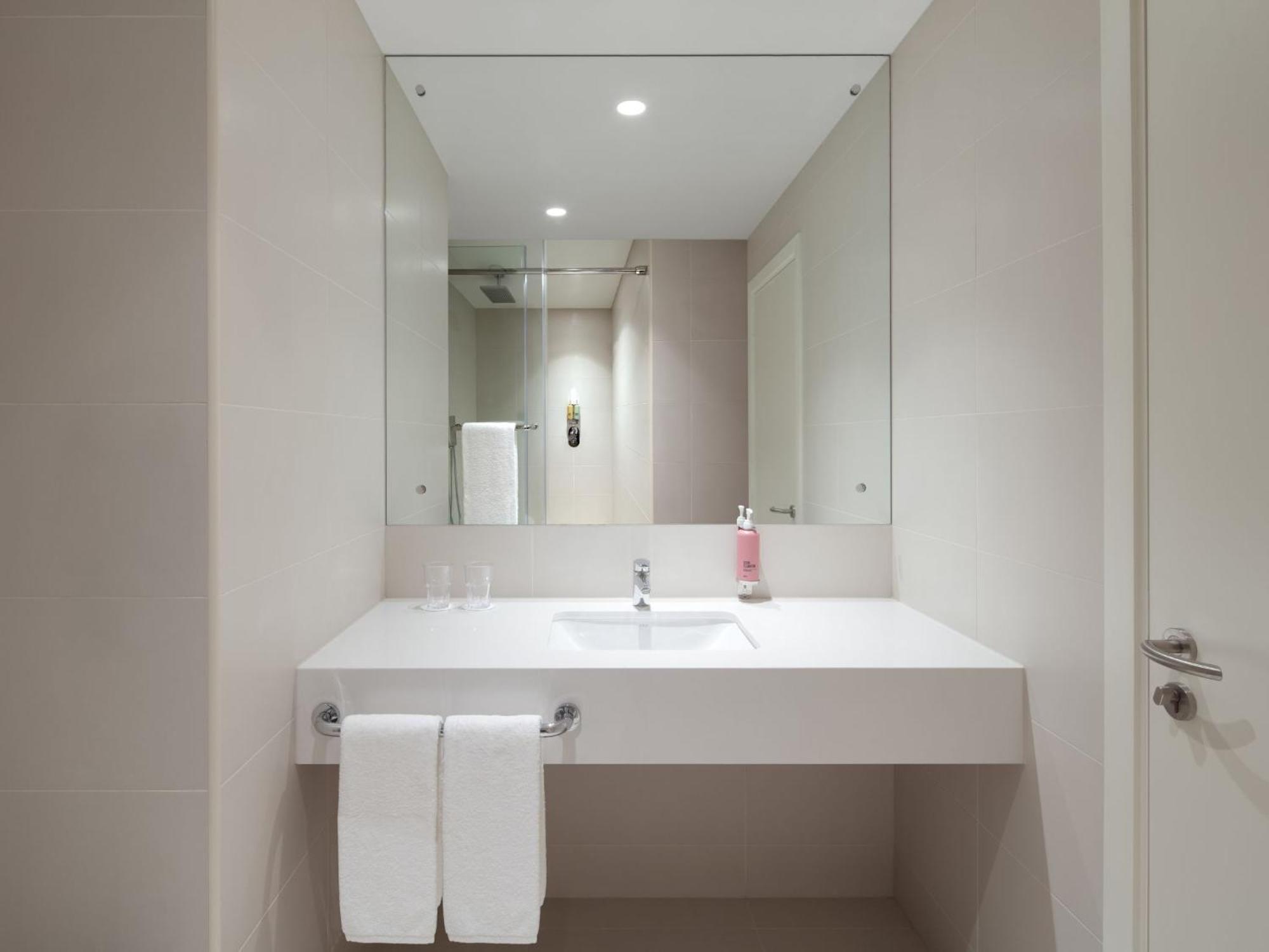Quarto Standard com Cama de Casal ou 2 de Solteiro