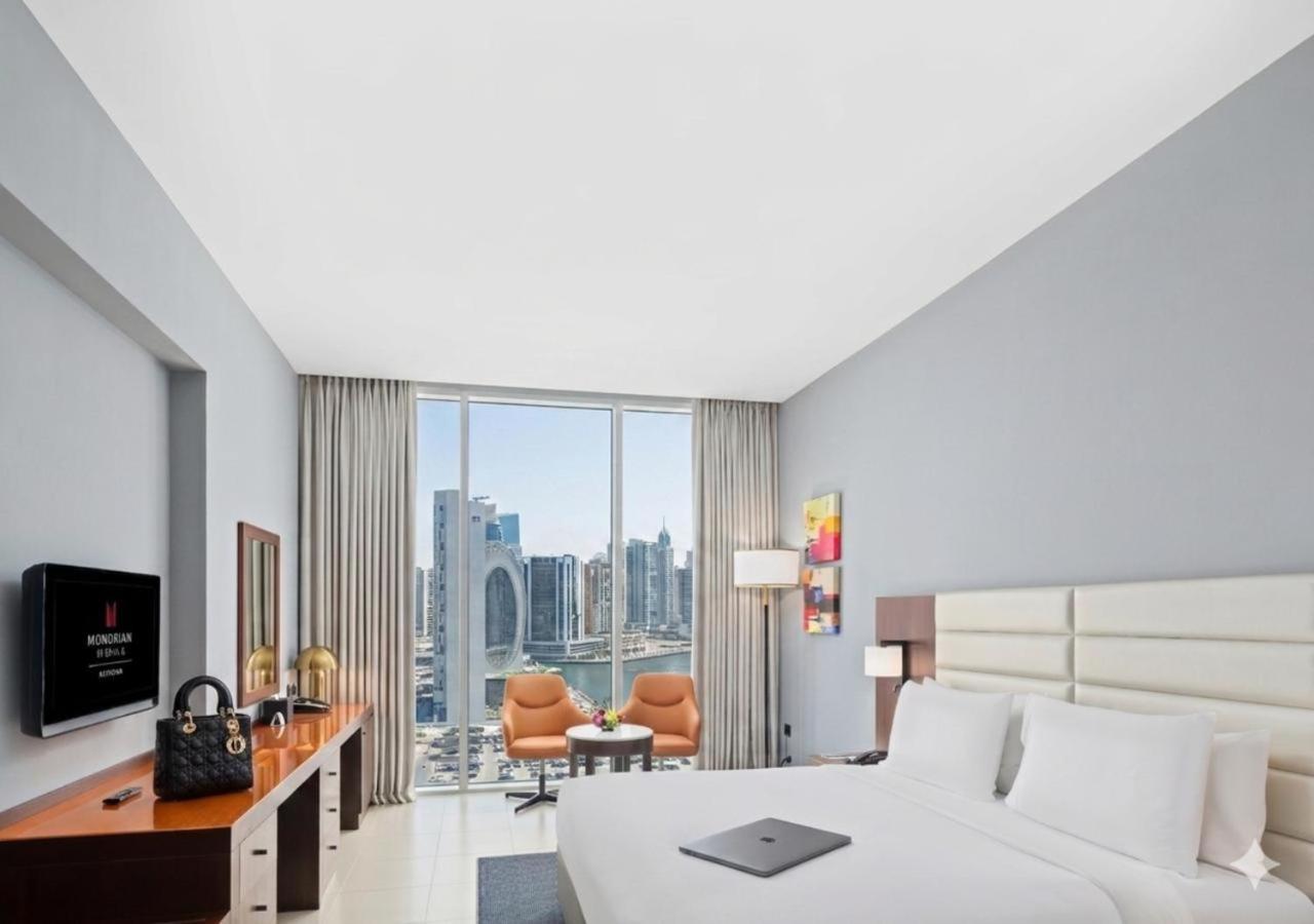 Business Class Zimmer mit Queensize-Bett (Kanalblick)