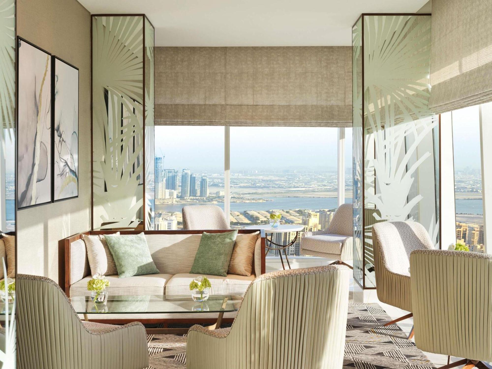Imperial Suite mit 1 Schlafzimmer, Zugang zum Club Millésime, eigenem Fitnessraum und Spa-Zimmer