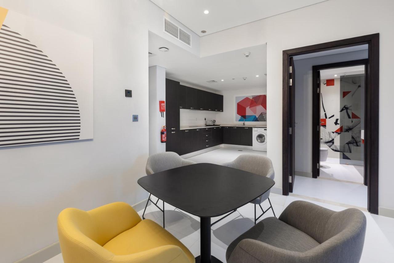 Urban One Bedroom Apartment,1282573264:JPEG