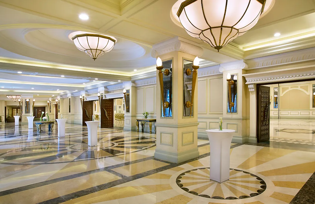 Al Habtoor Grand Resort, Autograph Collection-1
