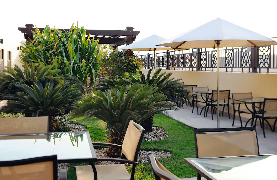 Moevenpick Hotel Apartments Al Mamzar Dubai-1