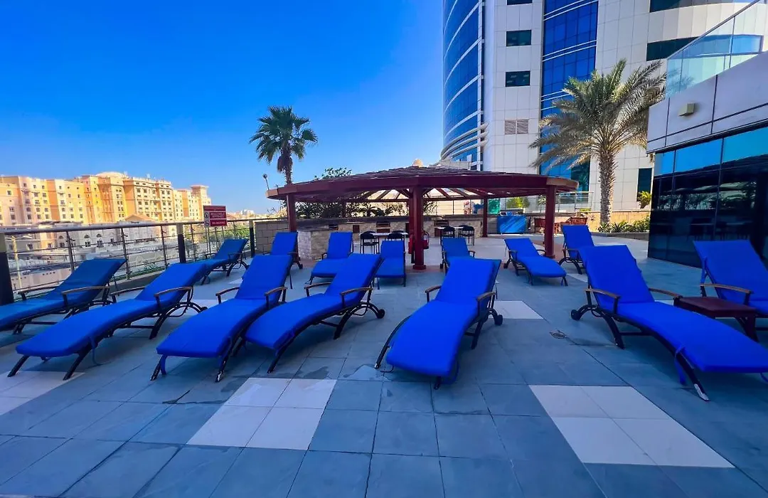 Exquisite, Luxe 1Bd Apartment, Unparalleled Sea Views, Prime Dubai Marina Location & Full Kitchen By "La Buena Vida Holiday Homes-1