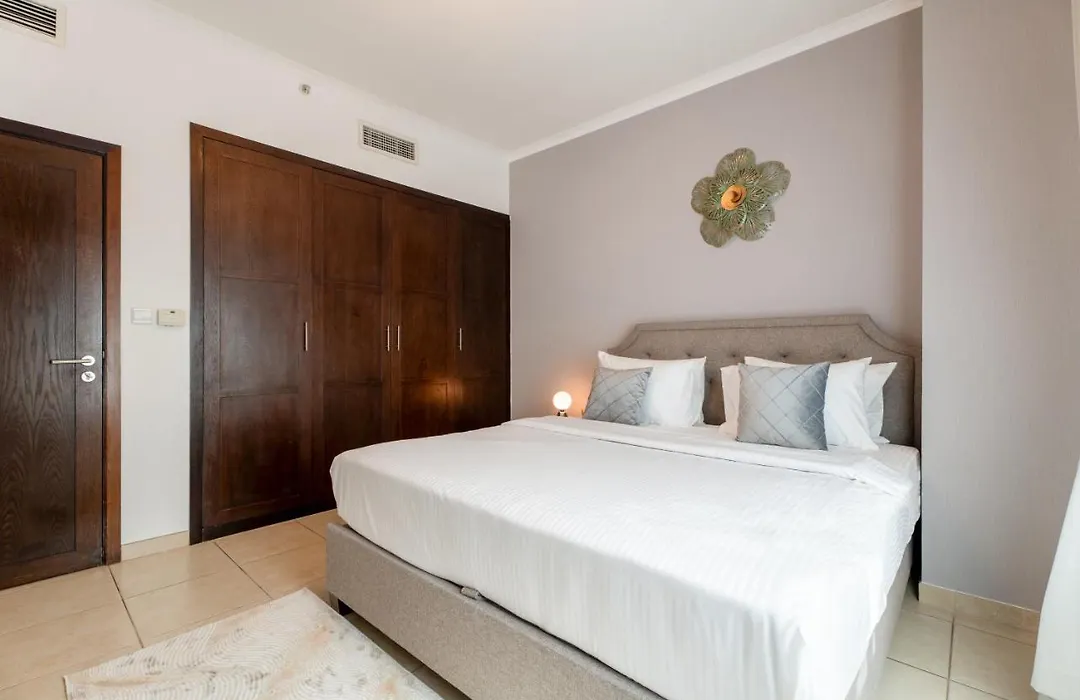 Ina Homes-Tower 5 Perfect Burj Khalifa And Fountain Views-1