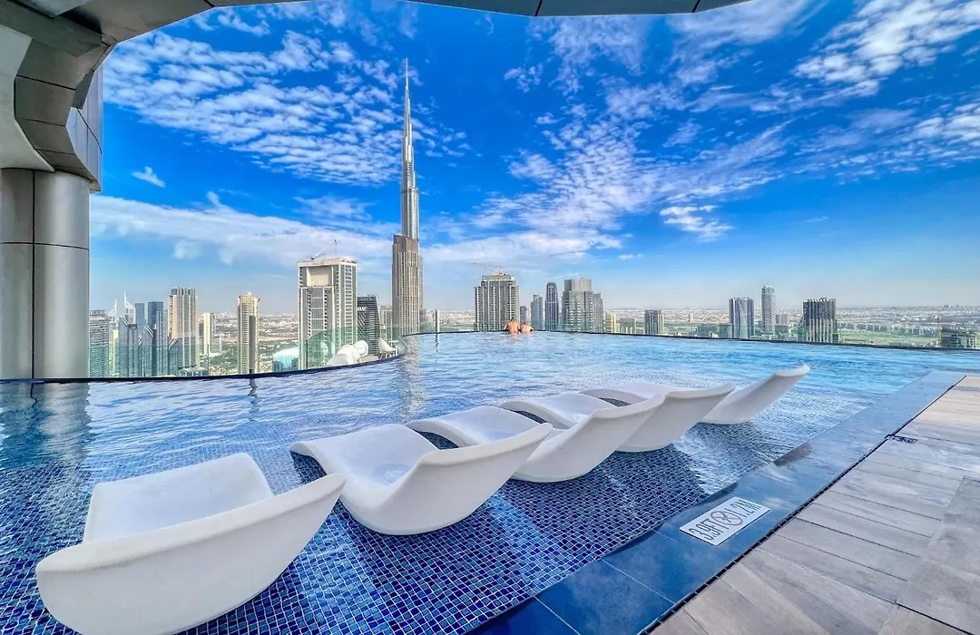 Highest Infinity Pool In Downtown Dubai-1