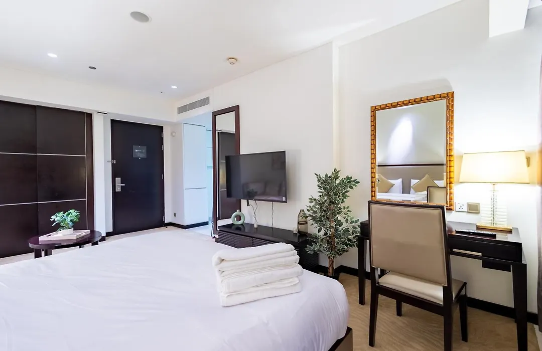 Superhost - Studios Dubai Marina-1