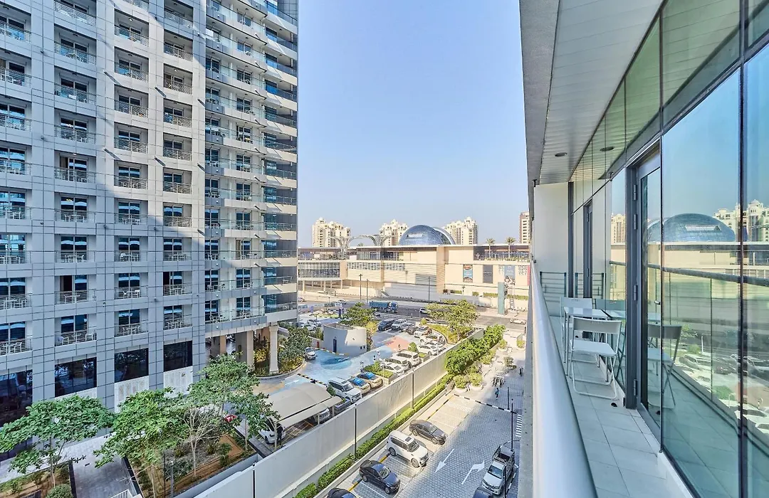 First Class Apartments In Seven Palm With Direct Access To The West Palm Beach And Nakheel Mall-1