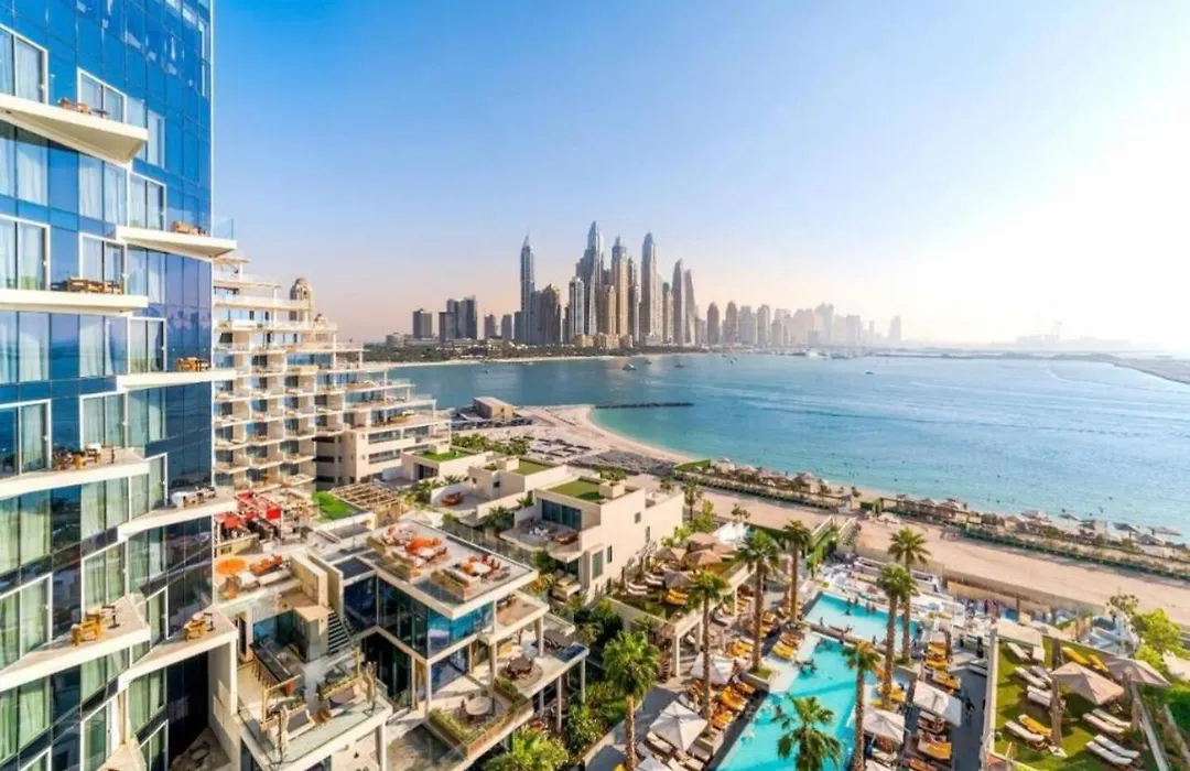 Five Palm Residence - Elegant Homes-1