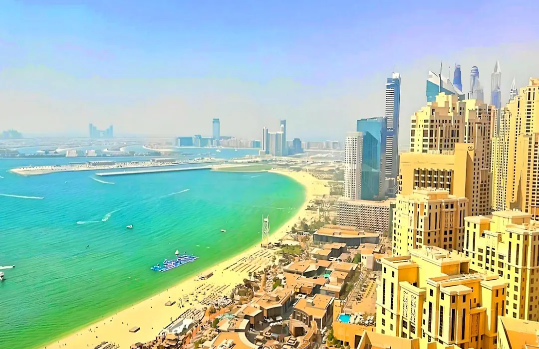 Amazing Views Dubai Eye & Palm-1