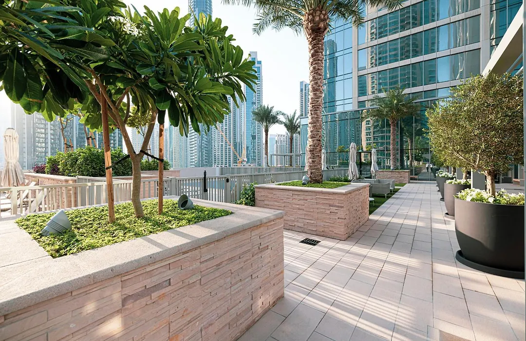 Luxury 4-Bed Escape In Downtown Dubai That Sleeps 9-1