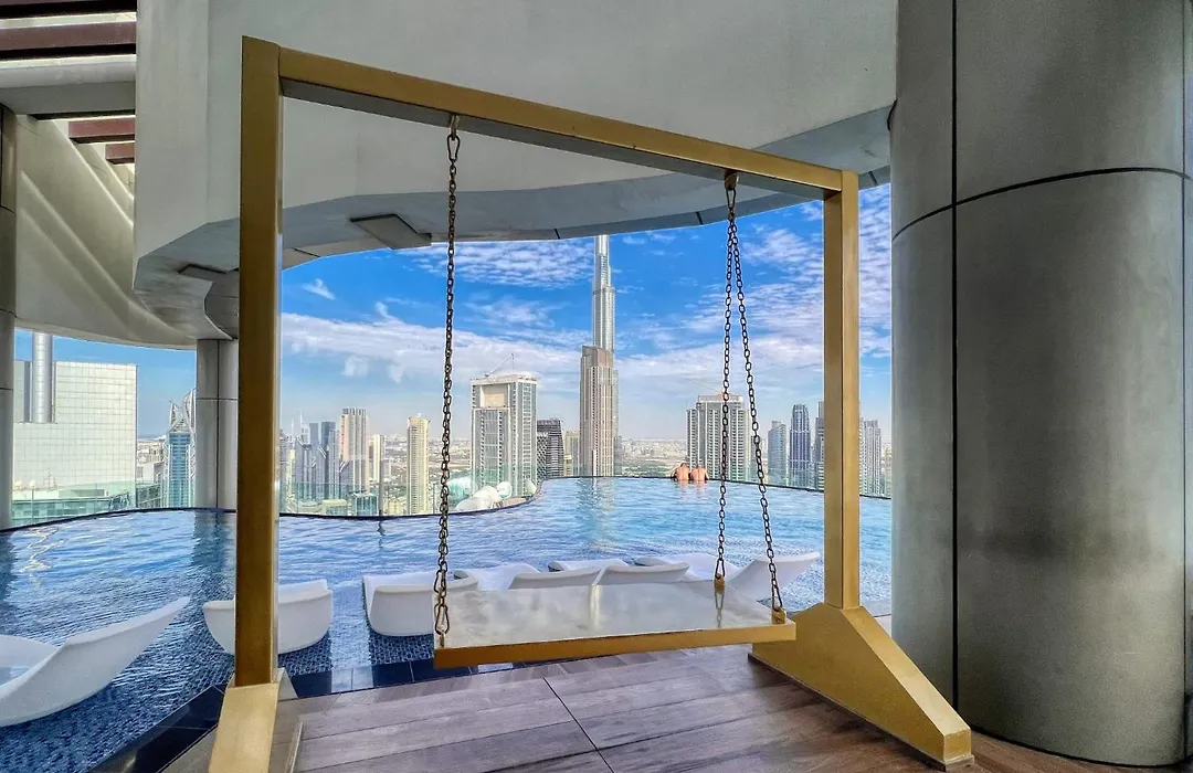 Paramount Residences I Access To Infinity Pool-1