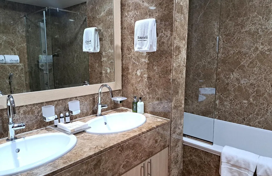 Barceló Residences Dubai Marina-1