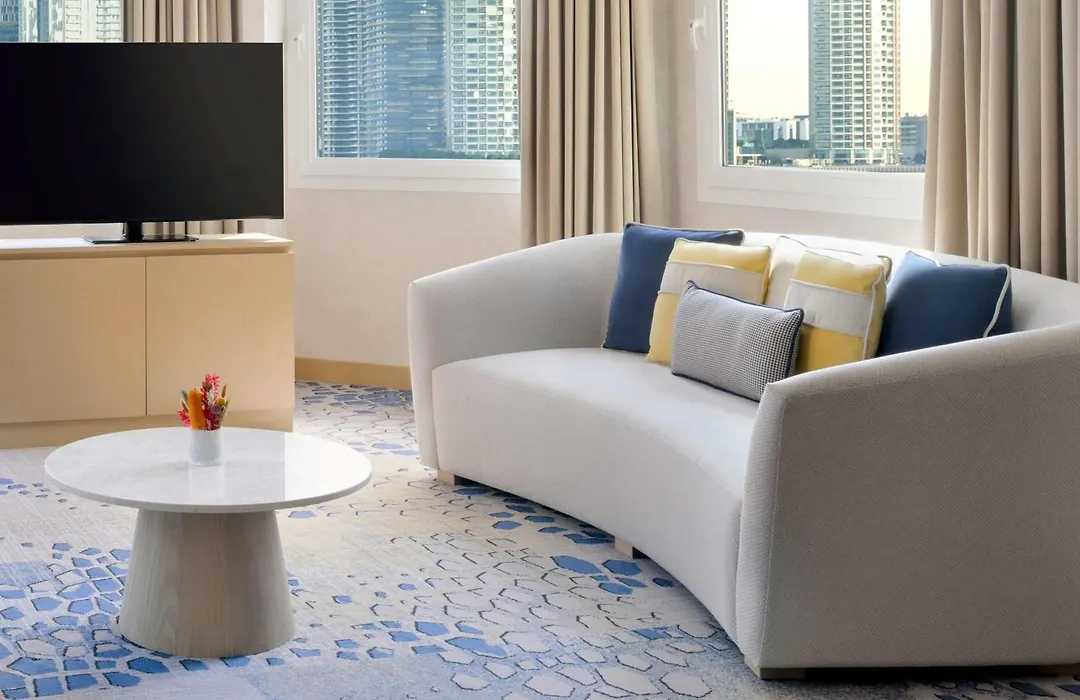 Swissotel Al Murooj Dubai-1