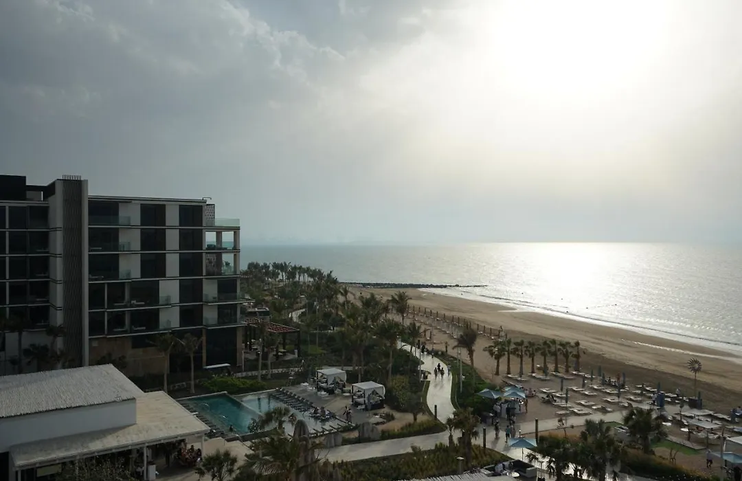 Caesars Resort Bluewaters-1