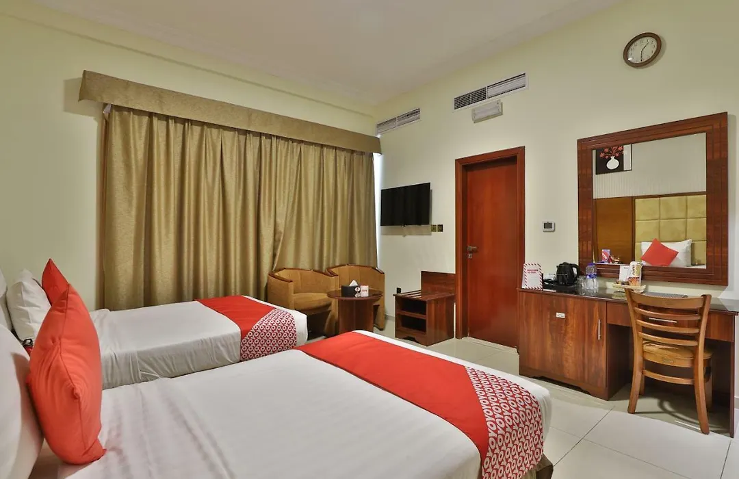 Oyo 101 Click Hotel-1