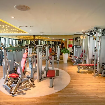 Royal Club By Rvhr, Paramount Tower B, Business Bay-3