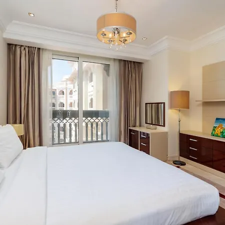 Royal Club By Rvhr, Grandeur Residence Crescent Palm Jumeirah-2