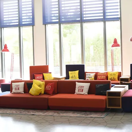 Hampton By Hilton Dubai Al Seef-2