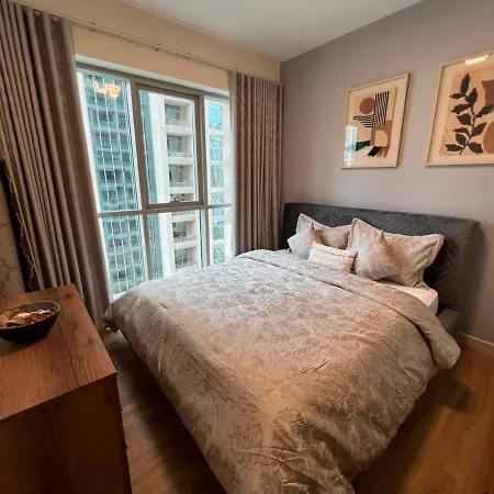 Luxury 2Br- Burj Khalifa View In Blvd Central -1402-2