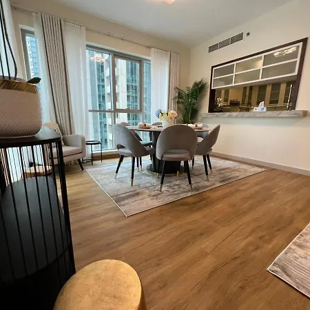 Luxury 2Br- Burj Khalifa View In Blvd Central -1402-3