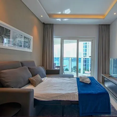 Luxury Hotel Apartment With A Canal View-3