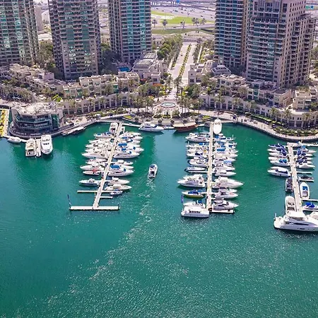 Magnificent - Luxurious 3 Bedroom With Marina View-3