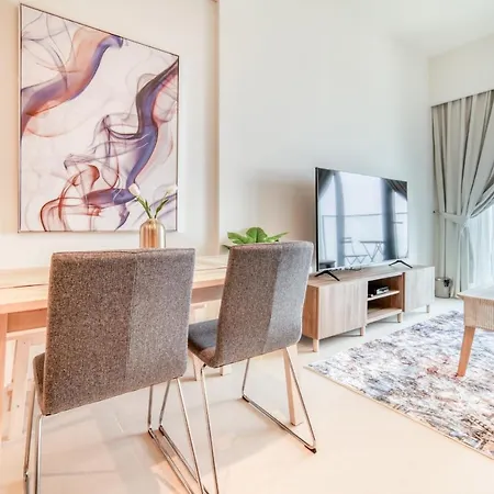 Burj Royale, Downtown Dubai - Mint Stay-3