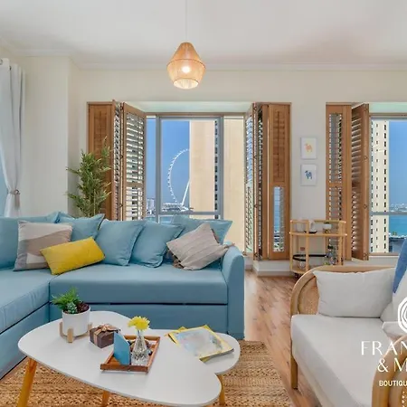 Boutique Apartment Sea Views - Dubai Marina-3