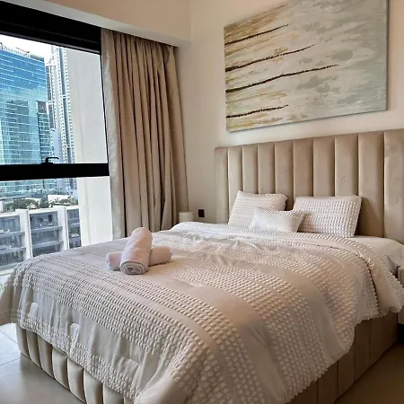 Burj Khalifa View - Modern 1Bdr Apartment-3