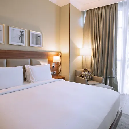Hilton Garden Inn Dubai Deira-3