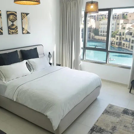 Downtown Oasis, Burj Khalifa Views, Luxury Amenities-3