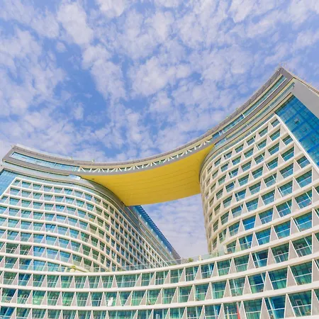 Studio With Pool And Private Beach Access On Palm Jumeirah-2