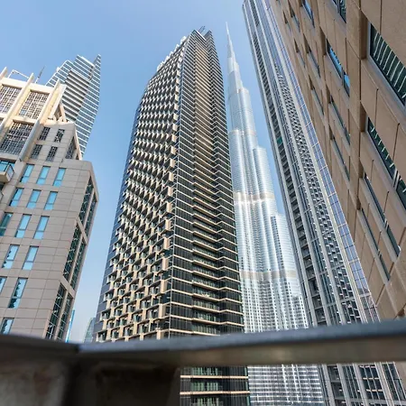 Burj Khalifa Views / 5 Min Walk From Dubai Mall / Dubai Opera / Upgraded / Designer Choice / 8 People / The Best Location-2