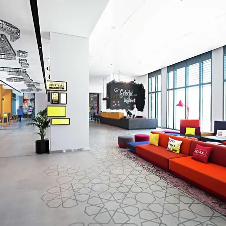 Hampton By Hilton Dubai Al Seef-3