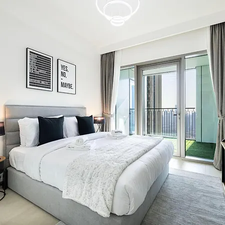Smartstay At Downtown Views - Best Burj Khalifa View - Brand New Luxury Apartments-2