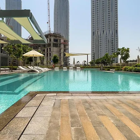 Globalstay Creek Rise Tower Elegant Apartments-2