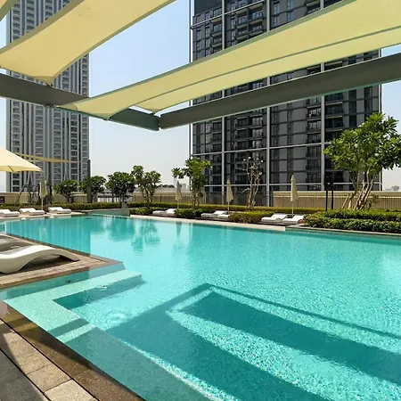 Globalstay Creek Rise Tower Elegant Apartments-3