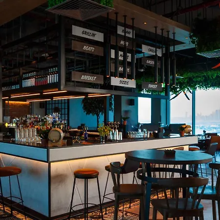 Holiday Inn & Suites - Dubai Festival City By Ihg-2