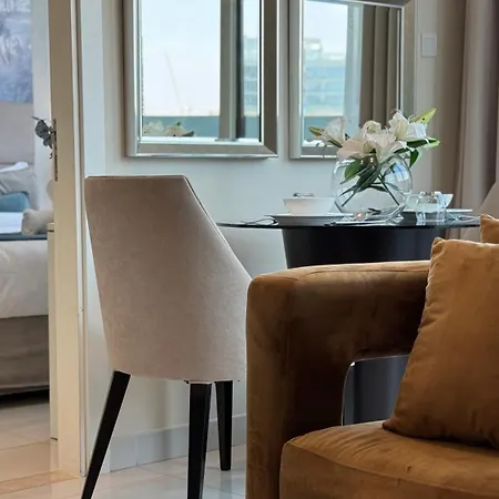 Magnificent - Damac Distinction Downtown-3