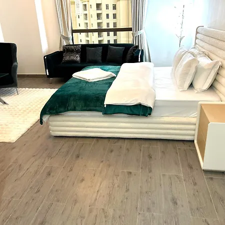 Royal Beach Residences 2-3
